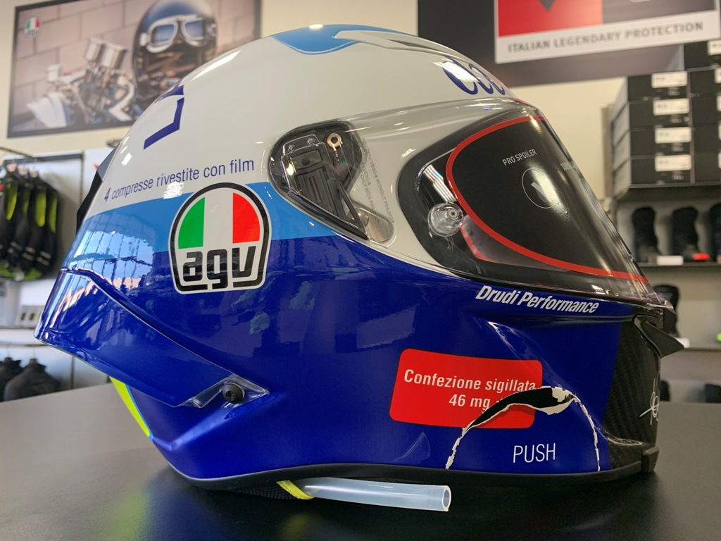 元気が出るデザインのヘルメット『PISTA GP RR-ROSSI MISANO 2020』